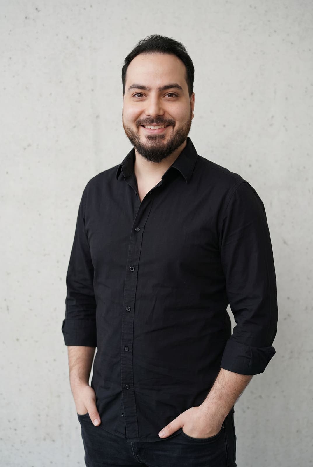 Aslan Ghoukeh, Junior IT Associate